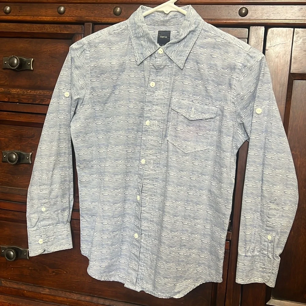 Gap button down shirt